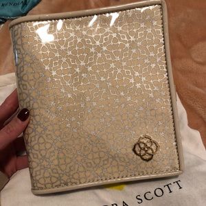 Kendra Scott travel jewelry bag